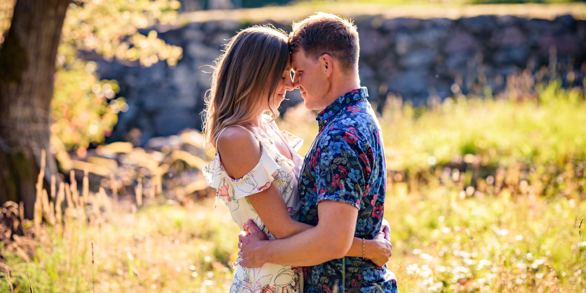 Familjefotografering 1.5 år barn barnporträtt ruin kvarn newbie mamma pappa kärlek kärleksporträtt parfotografering kärleksporträtt förlovade förlovning Tolg Växjö Kronoberg Småland Art by Regnander